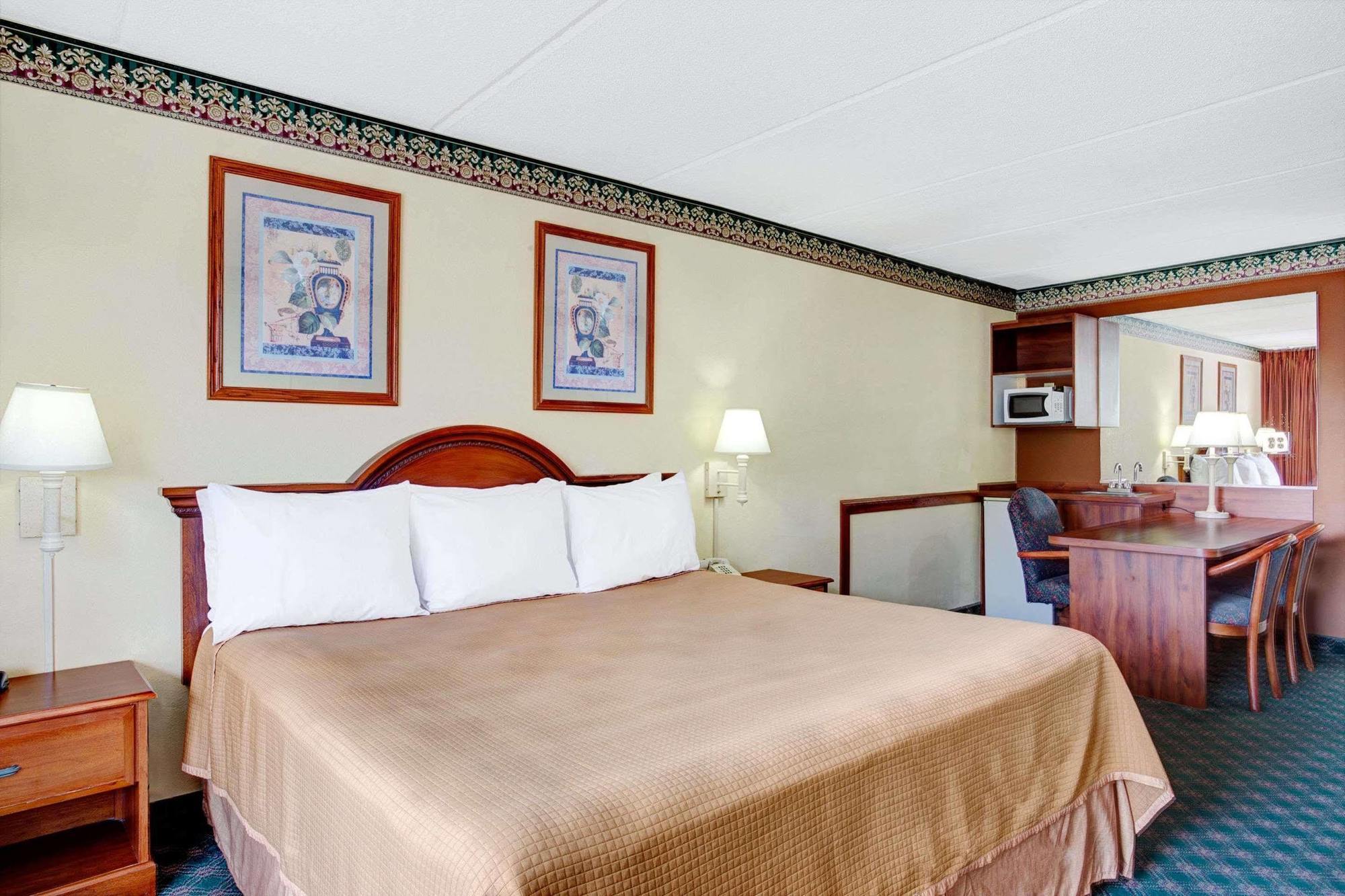 ฮาวเวิร์ด จอห์นสัน บาย วินด์แฮม เคลียร์วอเตอร์ ฟลอริดา Motel ภายนอก รูปภาพ